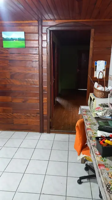 Casa com 3 quartos à venda, 96m2 em Porto Alegre - RS - imagem 4 Foto 4 de Casa com 3 quartos à venda, 96m2 em Porto Alegre - RS