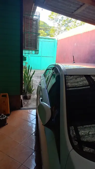 Casa com 3 quartos à venda, 96m2 em Porto Alegre - RS - imagem 2 Foto 2 de Casa com 3 quartos à venda, 96m2 em Porto Alegre - RS