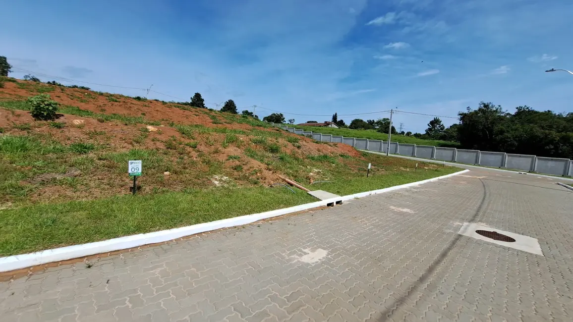 Foto 5 de Terreno / Lote à venda, 180m2 em Viamao - RS