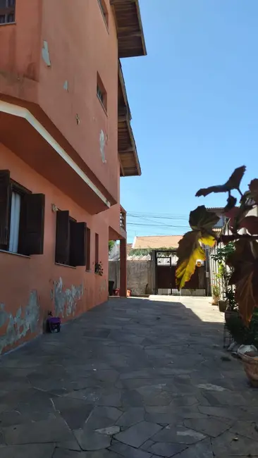 Foto 3 de Sobrado com 2 quartos à venda, 80m2 em Porto Alegre - RS