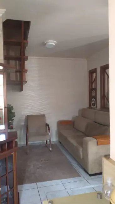 Foto 9 de Sobrado com 2 quartos à venda, 80m2 em Porto Alegre - RS