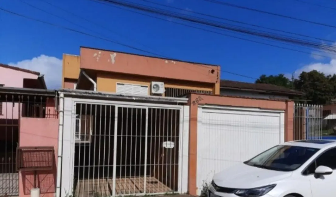 Foto 1 de Sobrado com 3 quartos à venda, 185m2 em Jari, Viamao - RS