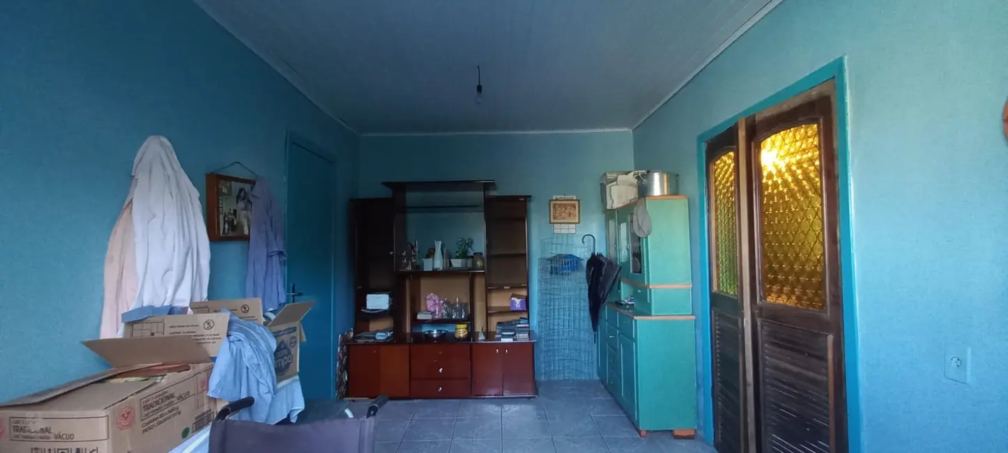 Casa com 2 quartos à venda, 70m2 em Viamao - RS - imagem 3 Foto 3 de Casa com 2 quartos à venda, 70m2 em Viamao - RS