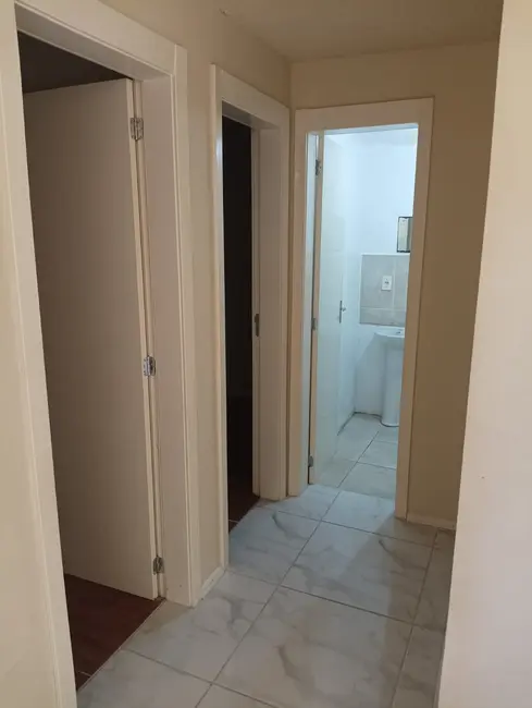 Foto 6 de Apartamento com 2 quartos à venda, 47m2 em Jardim Betânia, Cachoeirinha - RS