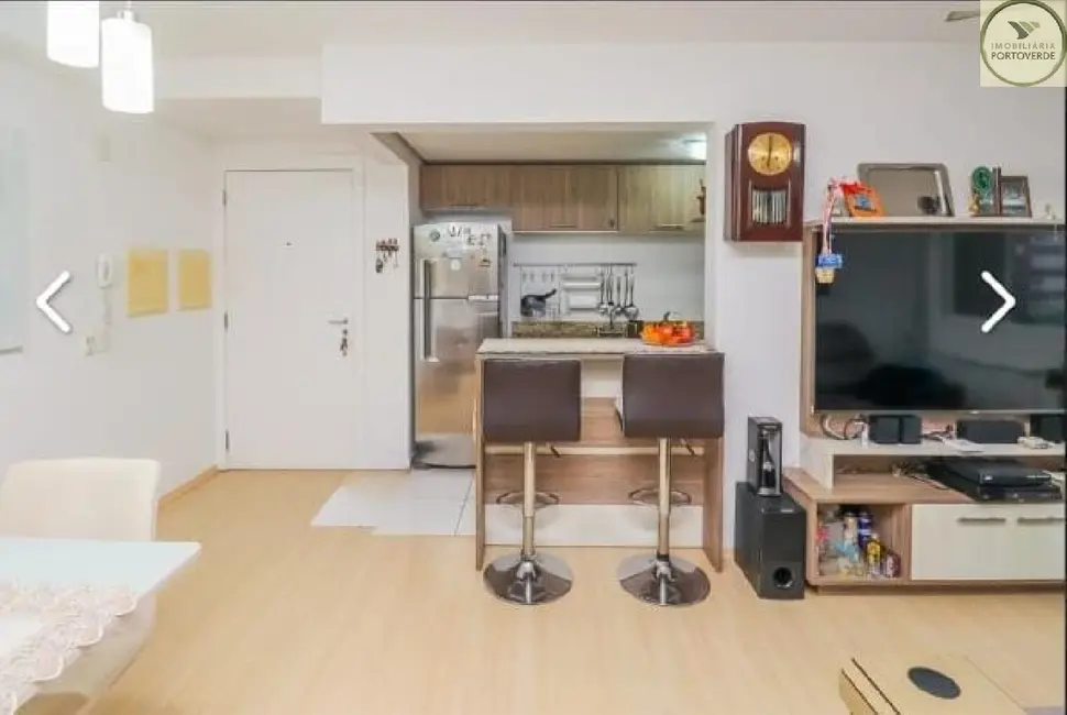 Apartamento com 2 quartos à venda, 59m2 em Passo da Areia, Porto Alegre - RS - imagem 8 Foto 8 de Apartamento com 2 quartos à venda, 59m2 em Passo da Areia, Porto Alegre - RS
