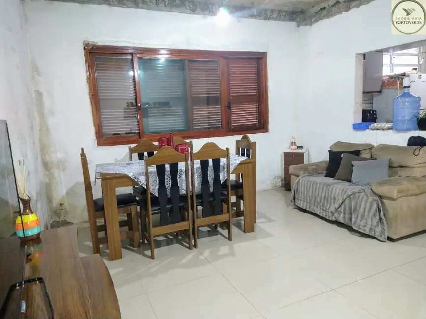 Casa com 3 quartos à venda, 250m2 em Augusta, Viamao - RS - imagem 5 Foto 5 de Casa com 3 quartos à venda, 250m2 em Augusta, Viamao - RS