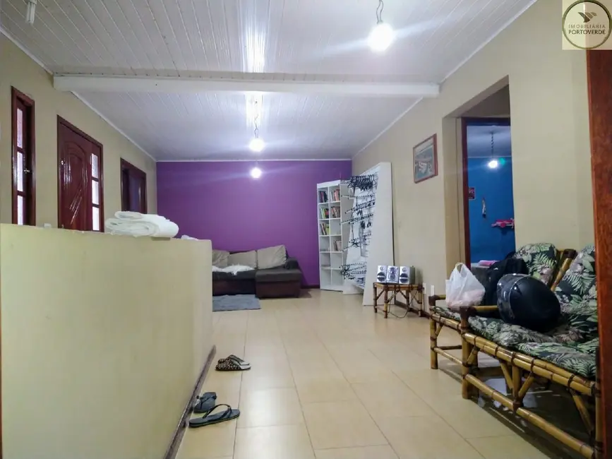 Casa com 3 quartos à venda, 250m2 em Augusta, Viamao - RS - imagem 4 Foto 4 de Casa com 3 quartos à venda, 250m2 em Augusta, Viamao - RS
