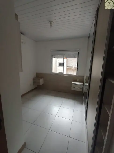 Casa com 3 quartos à venda, 68m2 em São Luiz, Gravatai - RS - imagem 4 Foto 4 de Casa com 3 quartos à venda, 68m2 em São Luiz, Gravatai - RS