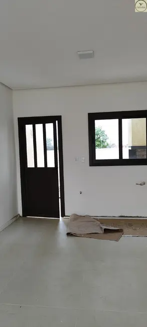 Foto 4 de Casa com 2 quartos à venda, 91m2 em Gravatai - RS