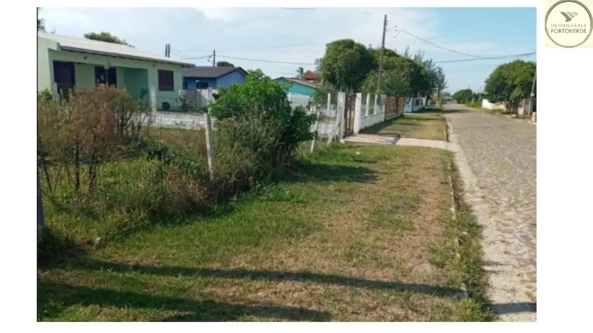 Terreno / Lote à venda, 300m2 em Tramandai - RS - imagem 3 Foto 3 de Terreno / Lote à venda, 300m2 em Tramandai - RS