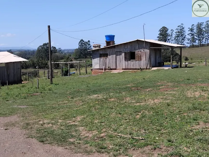 Sítio / Rancho com 2 quartos à venda, 50m2 em Glorinha - RS - imagem 1 Foto 1 de Sítio / Rancho com 2 quartos à venda, 50m2 em Glorinha - RS