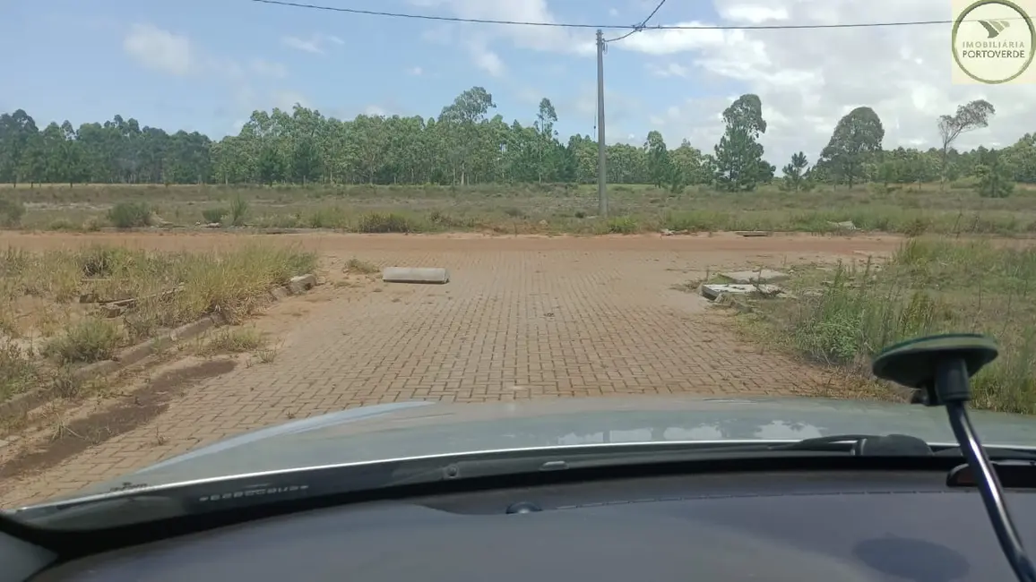 Foto 2 de Terreno / Lote à venda, 330m2 em Arroio Do Sal - RS