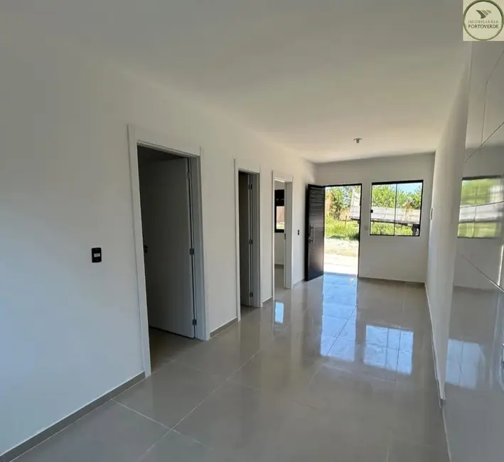 Casa com 2 quartos à venda, 50m2 em Elsa, Viamao - RS - imagem 3 Foto 3 de Casa com 2 quartos à venda, 50m2 em Elsa, Viamao - RS