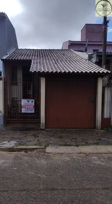 Foto 1 de Casa com 2 quartos à venda, 110m2 em Porto Alegre - RS