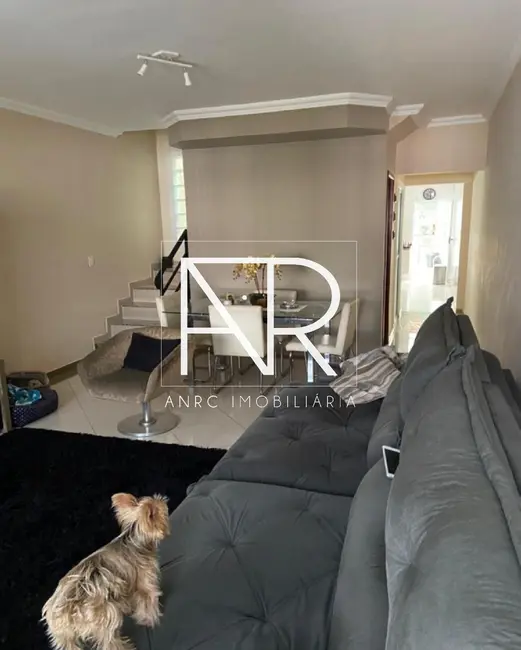 Foto 4 de Casa com 3 quartos à venda, 150m2 em Vila Mariza Mazzei, São Paulo - SP