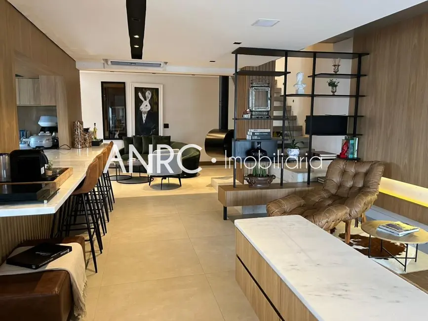 Apartamento com 3 quartos à venda, 215m2 em Vila Olímpia, São Paulo - SP - imagem 7 Foto 7 de Apartamento com 3 quartos à venda, 215m2 em Vila Olímpia, São Paulo - SP