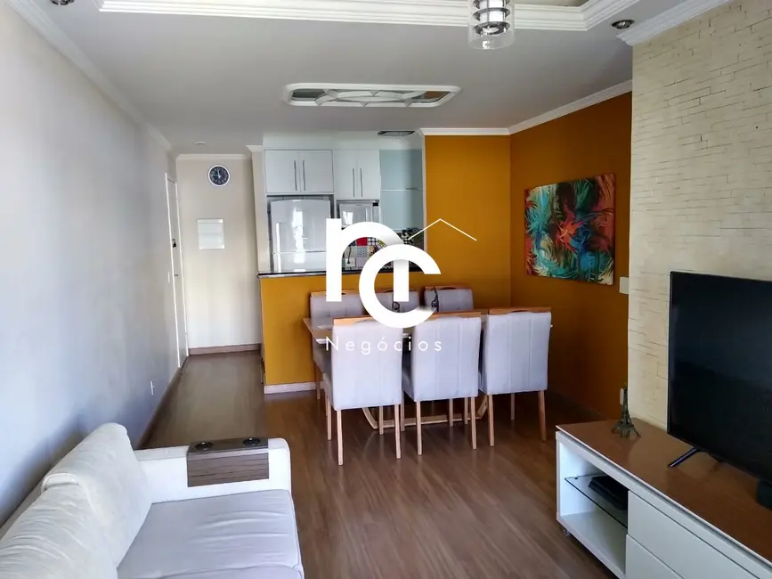 Foto 2 de Apartamento com 3 quartos à venda, 80m2 em Jardim Tupanci, Barueri - SP