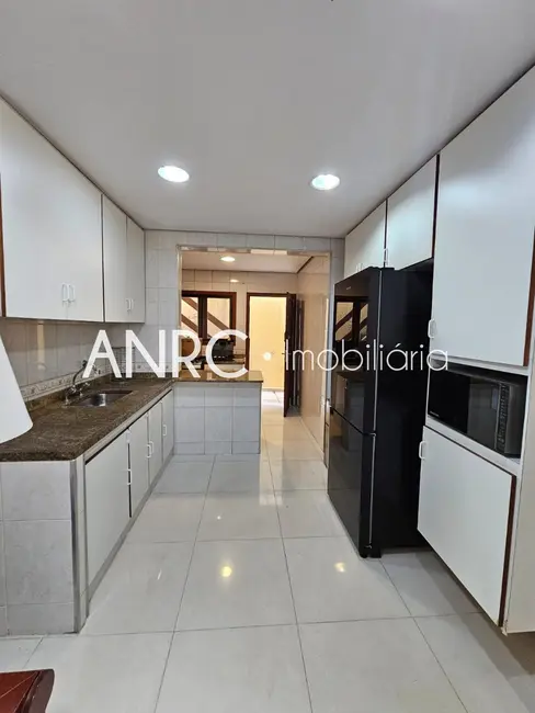 Foto 6 de Casa com 4 quartos à venda, 305m2 em Alphaville, Santana De Parnaiba - SP