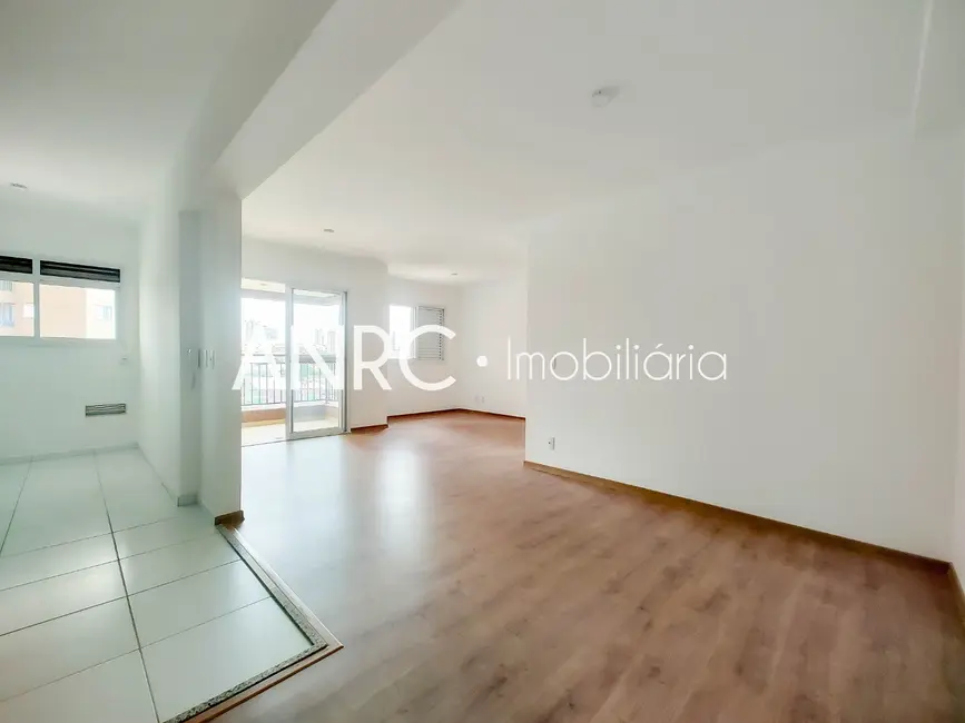 Apartamento com 2 quartos para alugar, 76m2 em Jardim Tupanci, Barueri - SP - imagem 1 Foto 1 de Apartamento com 2 quartos para alugar, 76m2 em Jardim Tupanci, Barueri - SP