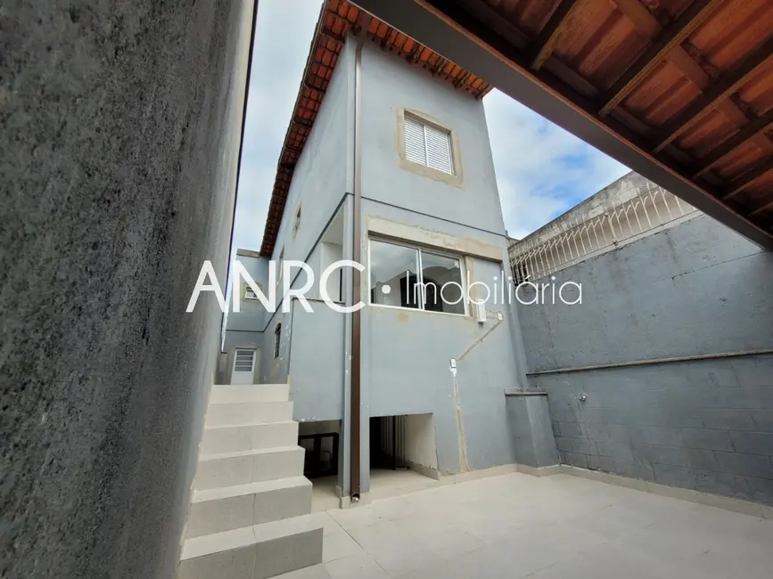 Foto 1 de Casa com 3 quartos à venda, 170m2 em Jardim das Belezas, Carapicuiba - SP