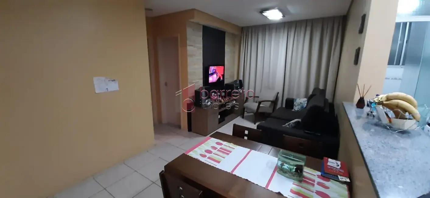 Foto 2 de Apartamento com 2 quartos à venda, 56m2 em Jundiai - SP