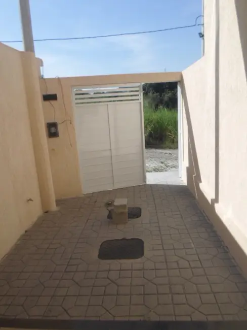 Casa com 2 quartos à venda em Santíssimo, Rio De Janeiro - RJ - imagem 2 Foto 2 de Casa com 2 quartos à venda em Santíssimo, Rio De Janeiro - RJ
