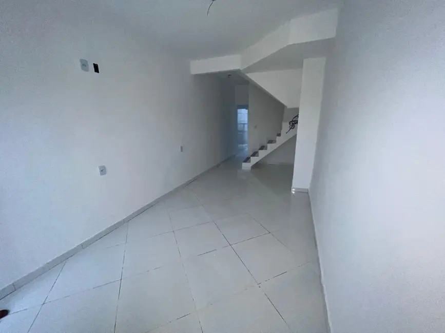 Casa de Condomínio com 2 quartos à venda, 58m2 em Campo Grande, Rio De Janeiro - RJ - imagem 3 Foto 3 de Casa de Condomínio com 2 quartos à venda, 58m2 em Campo Grande, Rio De Janeiro - RJ