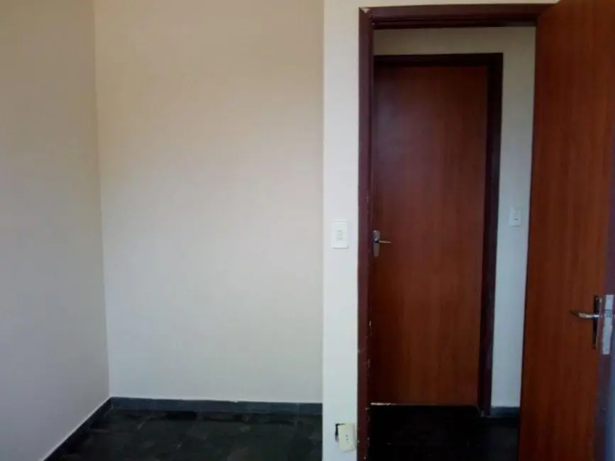 Apartamento com 2 quartos à venda e para alugar em Santa Cruz, Rio De Janeiro - RJ - imagem 3 Foto 3 de Apartamento com 2 quartos à venda e para alugar em Santa Cruz, Rio De Janeiro - RJ
