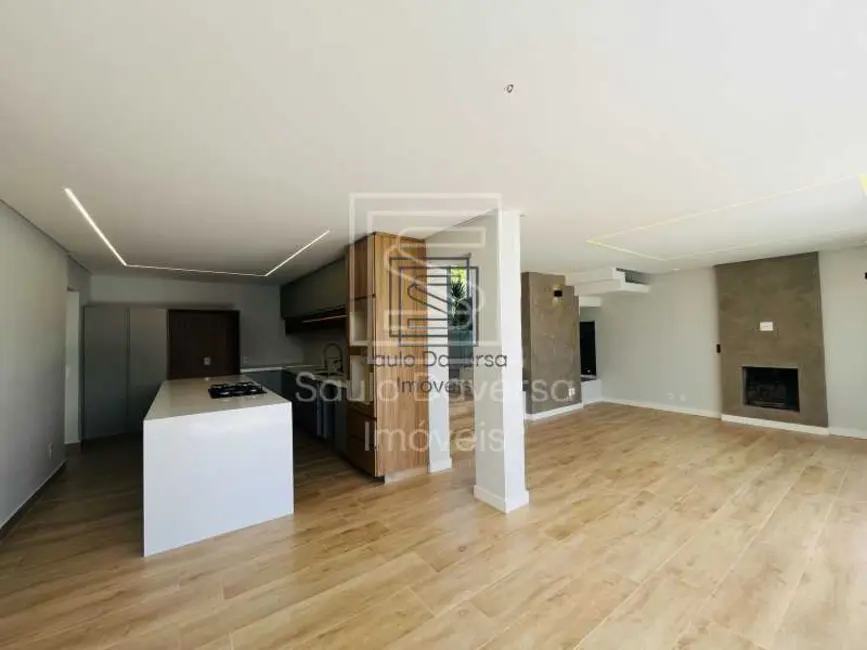 Casa com 4 quartos à venda, 296m2 em Pocos De Caldas - MG - imagem 9 Foto 9 de Casa com 4 quartos à venda, 296m2 em Pocos De Caldas - MG