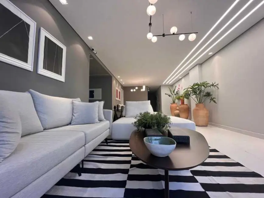 Apartamento com 2 quartos à venda, 68m2 em Pocos De Caldas - MG - imagem 2 Foto 2 de Apartamento com 2 quartos à venda, 68m2 em Pocos De Caldas - MG