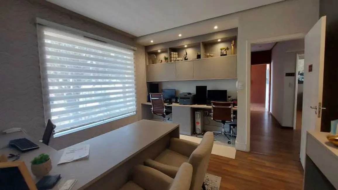 Foto 9 de Casa Comercial com 5 quartos à venda e para alugar, 240m2 em Pocos De Caldas - MG