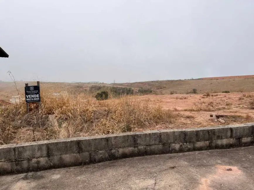 Foto 1 de Terreno / Lote à venda, 275m2 em Pocos De Caldas - MG