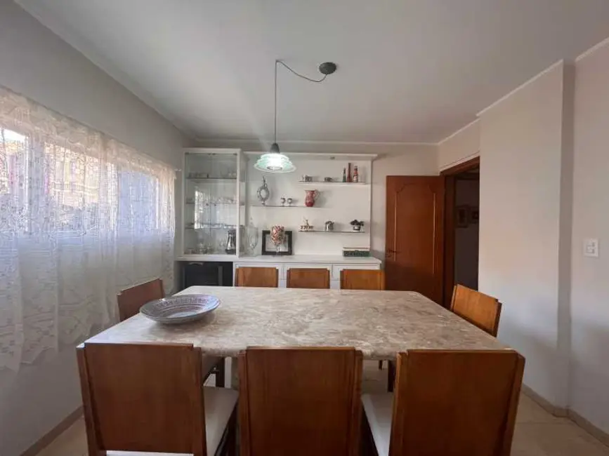 Apartamento com 3 quartos à venda, 208m2 em Pocos De Caldas - MG - imagem 6 Foto 6 de Apartamento com 3 quartos à venda, 208m2 em Pocos De Caldas - MG