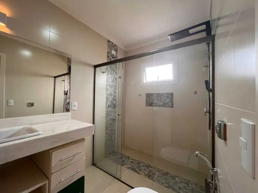 Foto 3 de Casa com 4 quartos à venda, 340m2 em Pocos De Caldas - MG