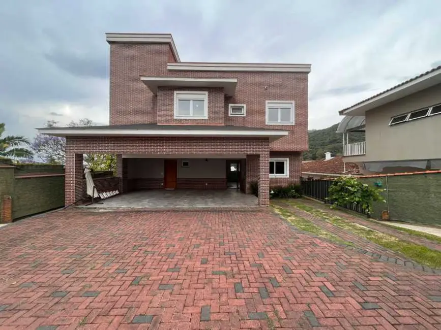 Foto 1 de Casa com 4 quartos à venda, 340m2 em Pocos De Caldas - MG