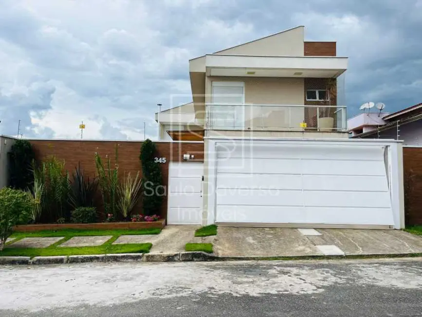 Foto 2 de Casa com 4 quartos à venda, 360m2 em Pocos De Caldas - MG