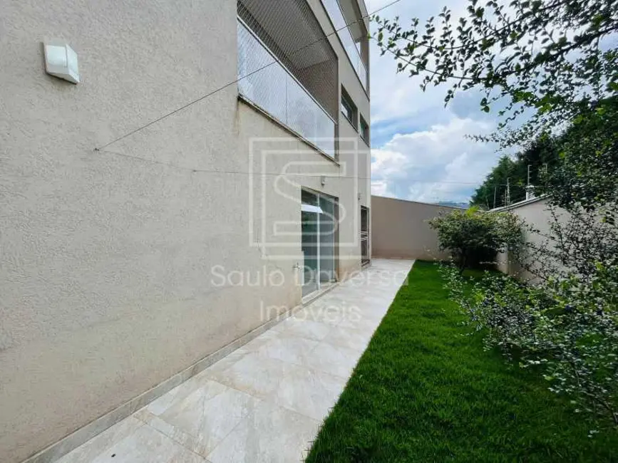 Casa com 4 quartos à venda, 360m2 em Pocos De Caldas - MG - imagem 5 Foto 5 de Casa com 4 quartos à venda, 360m2 em Pocos De Caldas - MG