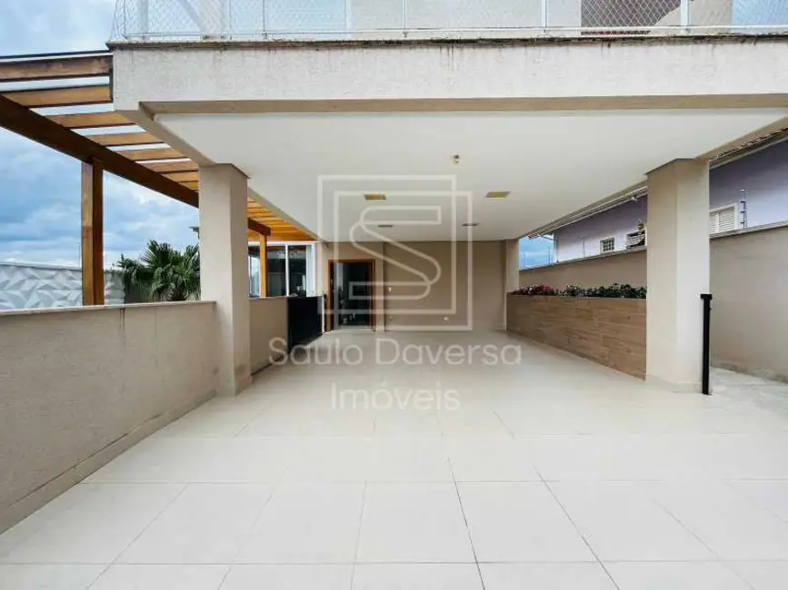 Casa com 4 quartos à venda, 360m2 em Pocos De Caldas - MG - imagem 3 Foto 3 de Casa com 4 quartos à venda, 360m2 em Pocos De Caldas - MG