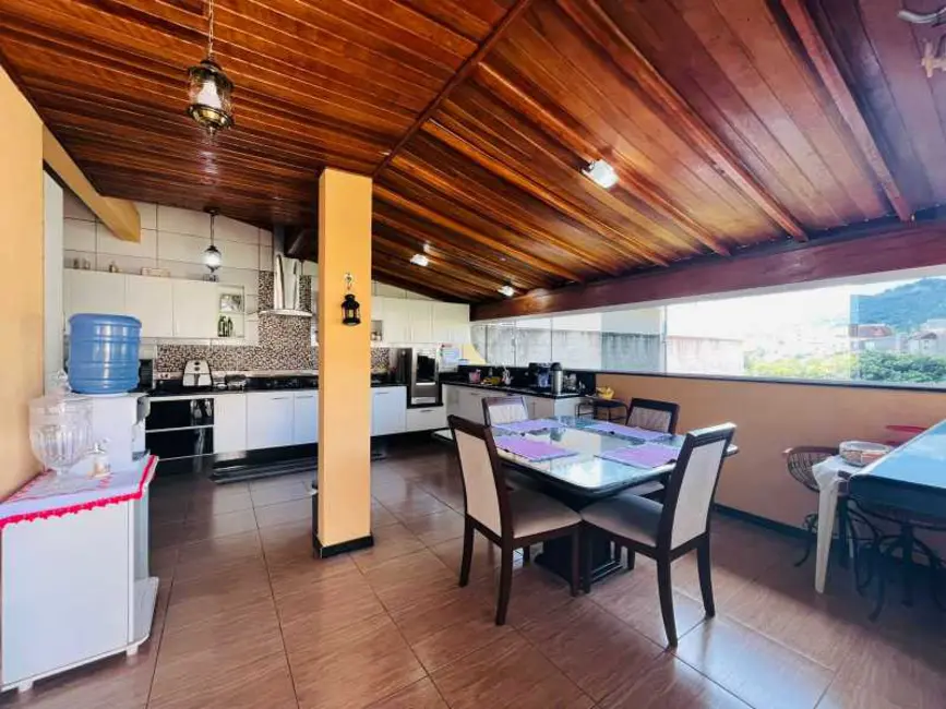 Foto 9 de Casa de Condomínio com 4 quartos à venda, 292m2 em Pocos De Caldas - MG