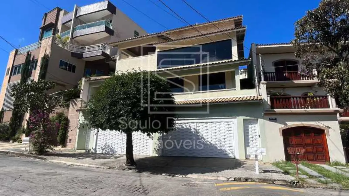 Foto 1 de Casa com 3 quartos à venda, 419m2 em Pocos De Caldas - MG