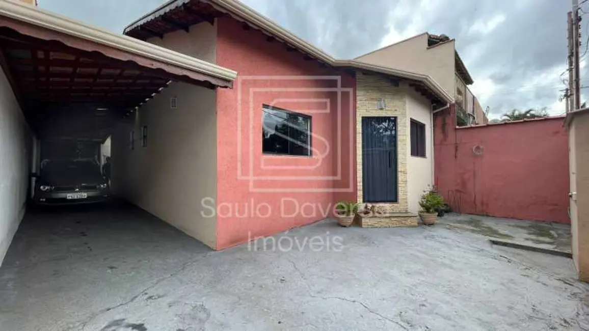 Foto 1 de Casa com 3 quartos à venda, 110m2 em Pocos De Caldas - MG