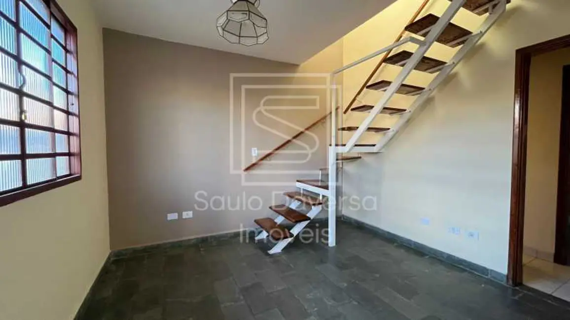 Foto 3 de Casa de Condomínio com 3 quartos à venda, 90m2 em Pocos De Caldas - MG