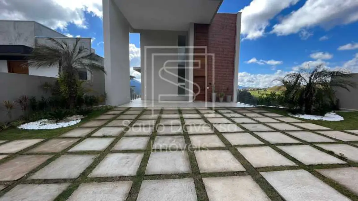 Foto 1 de Casa de Condomínio com 4 quartos à venda, 350m2 em Pocos De Caldas - MG