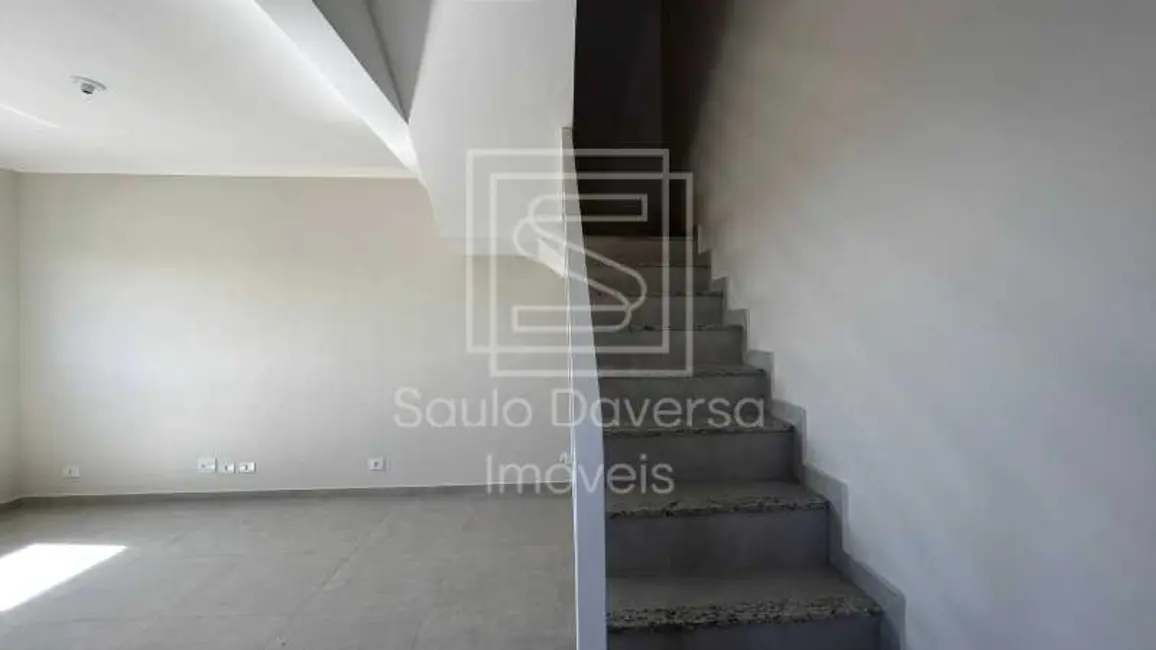 Foto 2 de Casa com 2 quartos à venda, 93m2 em Pocos De Caldas - MG