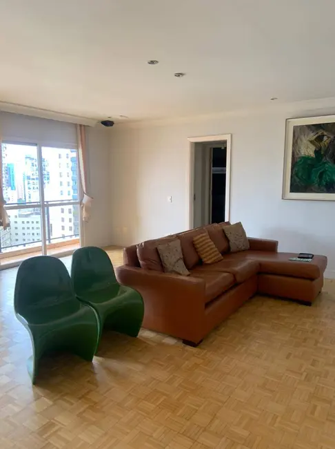 Foto 1 de Loft / Flat com 2 quartos para alugar, 80m2 em Vila Nova Conceição, São Paulo - SP