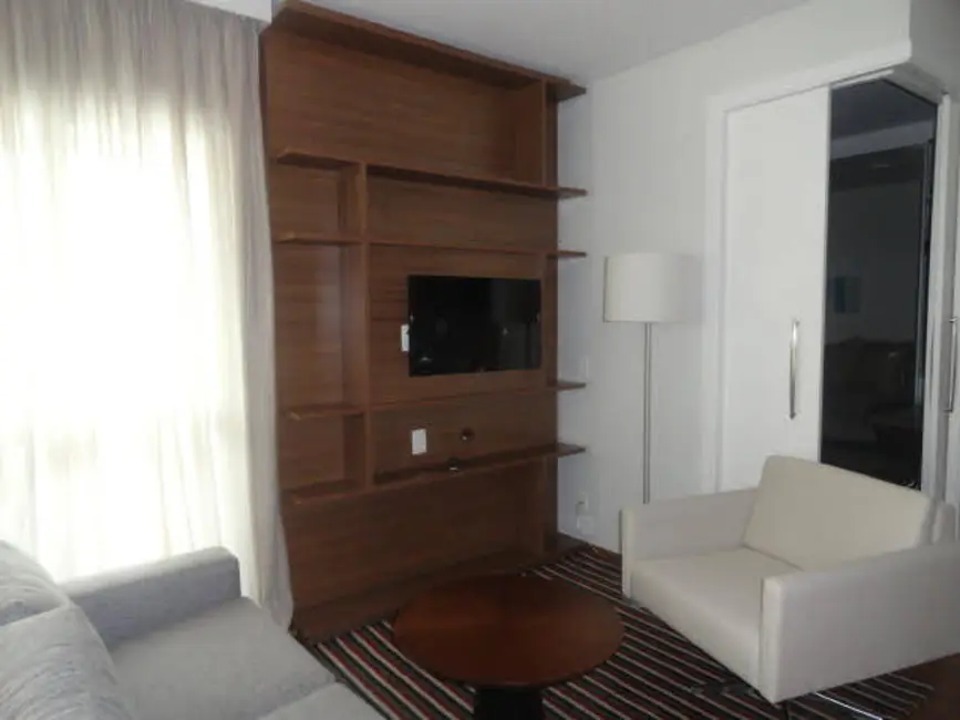 Foto 2 de Loft / Flat com 2 quartos para alugar, 133m2 em Vila Olímpia, São Paulo - SP