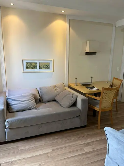 Loft / Flat com 1 quarto à venda e para alugar, 34m2 em Vila Olímpia, São Paulo - SP - imagem 3 Foto 3 de Loft / Flat com 1 quarto à venda e para alugar, 34m2 em Vila Olímpia, São Paulo - SP