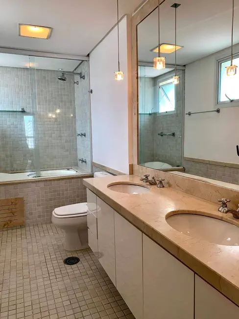 Foto 8 de Apartamento com 2 quartos para alugar, 117m2 em Cerqueira César, São Paulo - SP