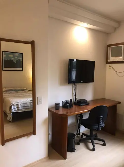 Foto 8 de Apartamento com 1 quarto para alugar, 30m2 em Moema, São Paulo - SP