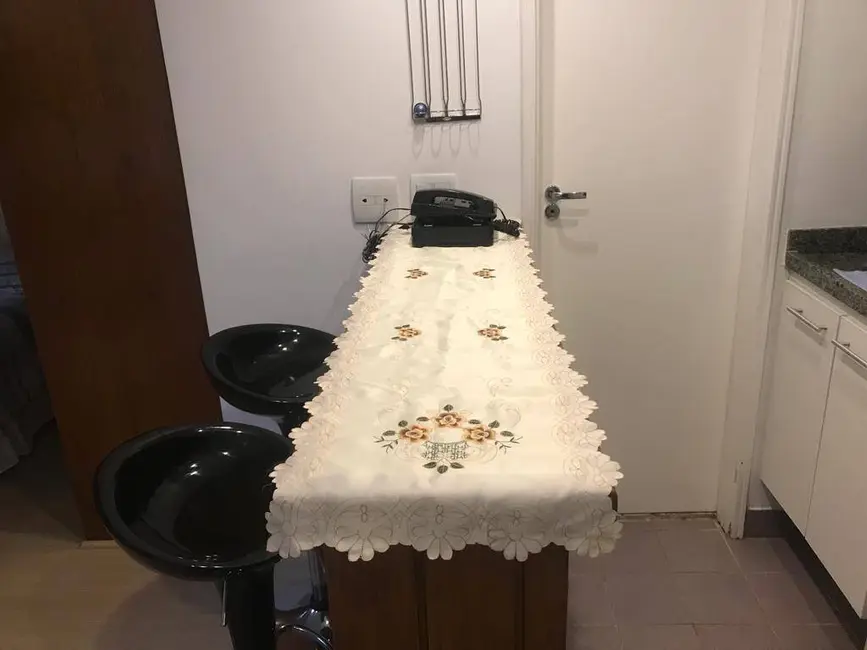 Foto 6 de Apartamento com 1 quarto para alugar, 30m2 em Moema, São Paulo - SP
